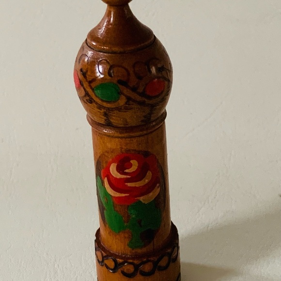 Vintage Wooden hand crafted perfume holder - Picture 1 of 10